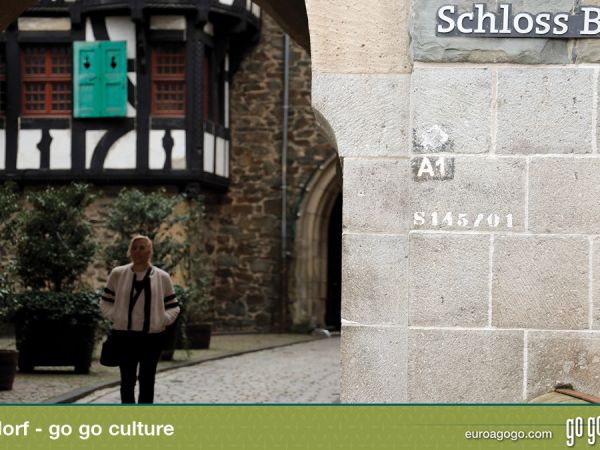 Du  sseldorf go go culture design  architecture2